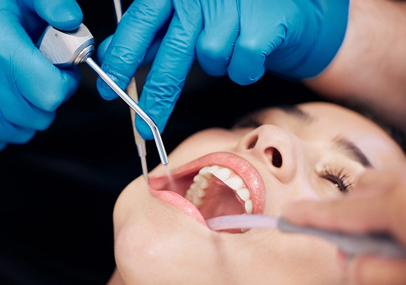 Revisión en el dentista.